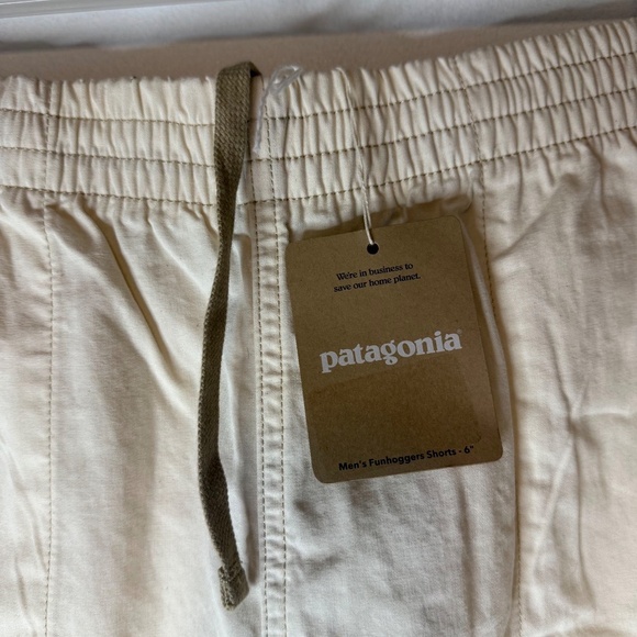 New With Tags Patagonia Shorts Yellow Undyed Natural Funhoggers - Picture 3 of 6